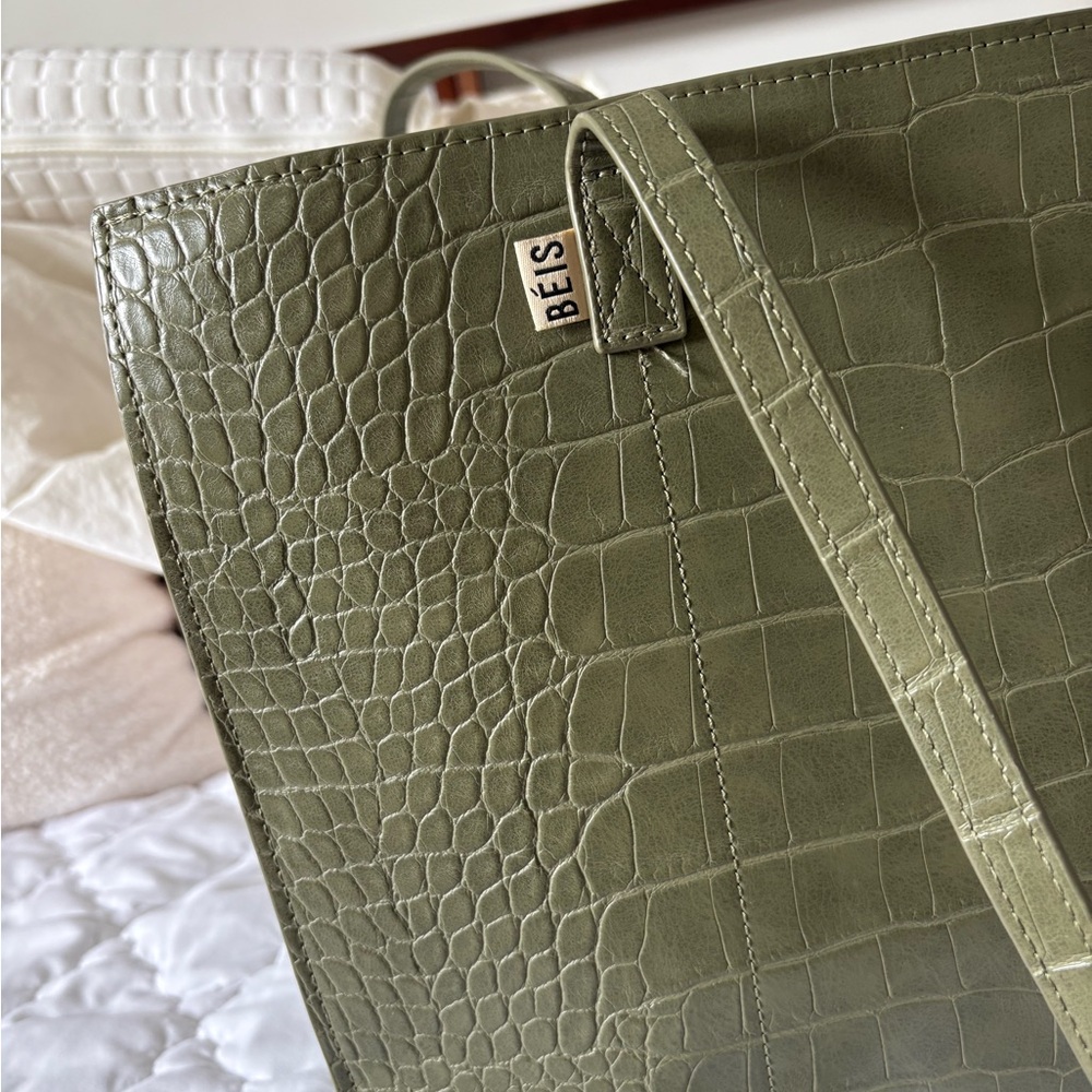BÉIS Work Tote in Olive Croc